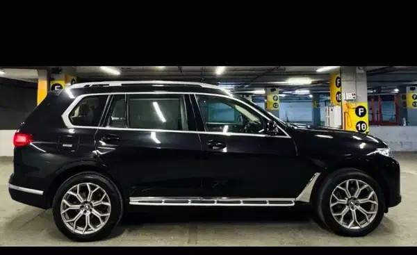 bmw x7 (2019)