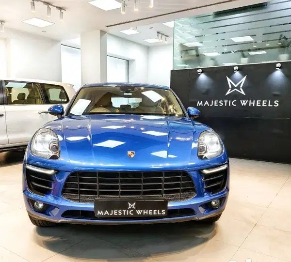 porsche macan R4 (2017) 