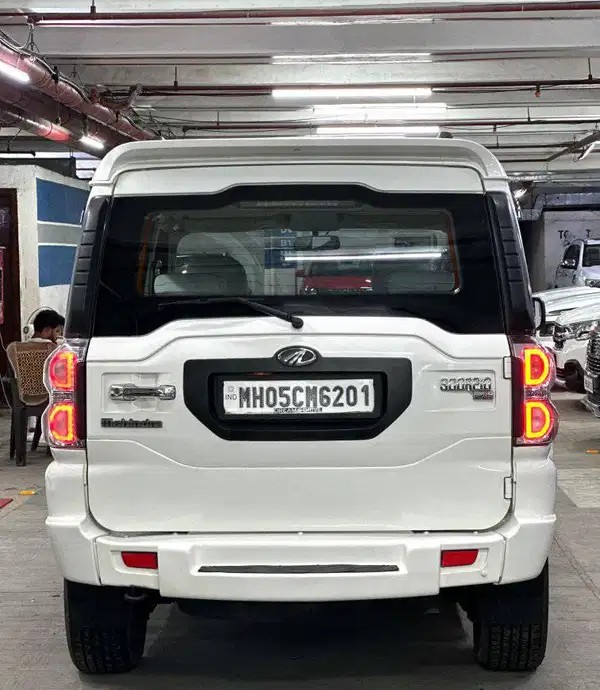 mahindra scorpio (2015)