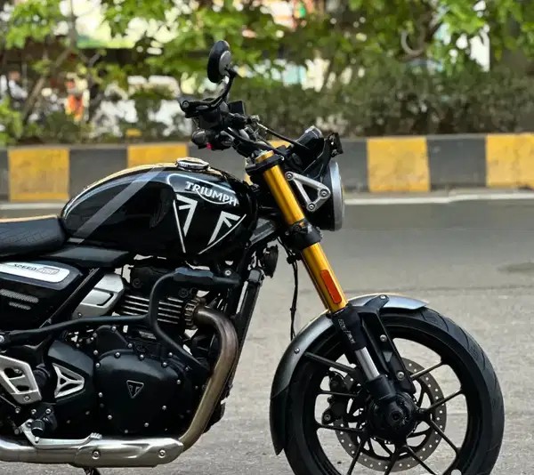 triumph speed 400 (2023)