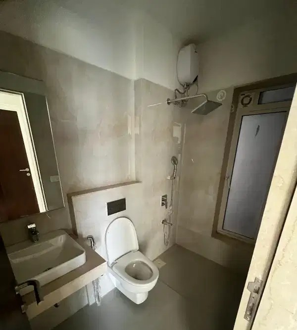 1 BHK - 1 Bathroom - 650 sqft 1BHK ON HEAVY DEPOSIT