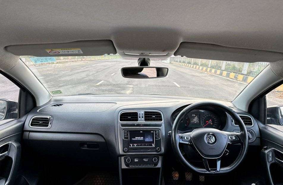 volkswagen polo (2019)
