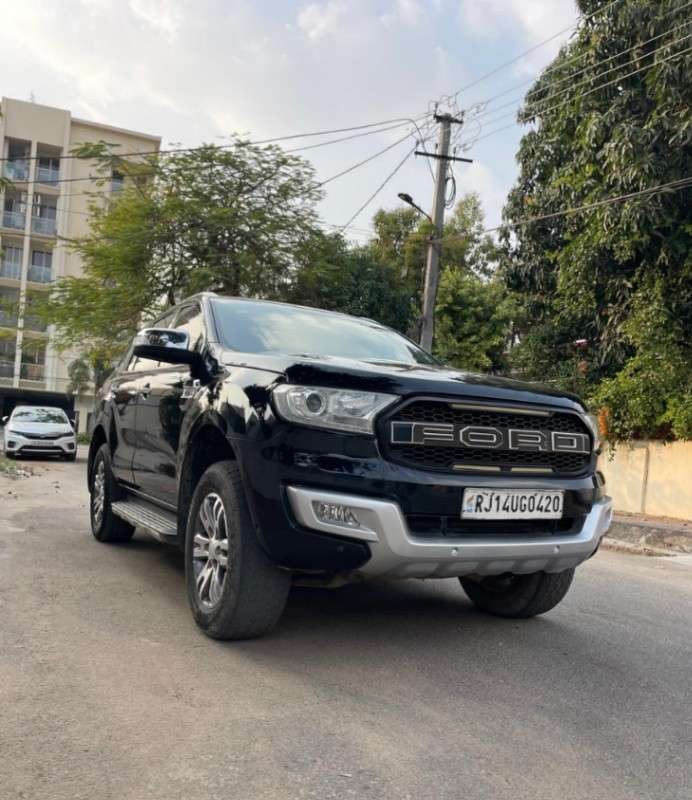 ford endeavour (2017)