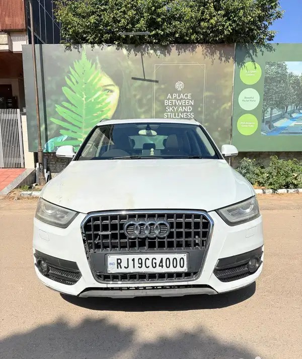 audi q3 (2015)