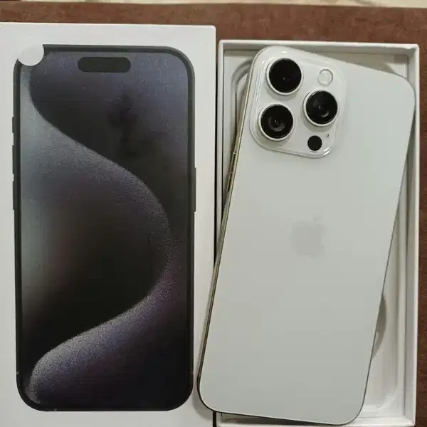 Iphone 15 pro max 512 gb white titanium colour