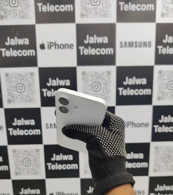 IPHONE 16 128GB WHITE BT:-98% WITH APPLE CARE PLUS WARRANTY TILL