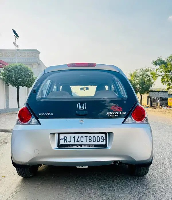  honda brio (2013)