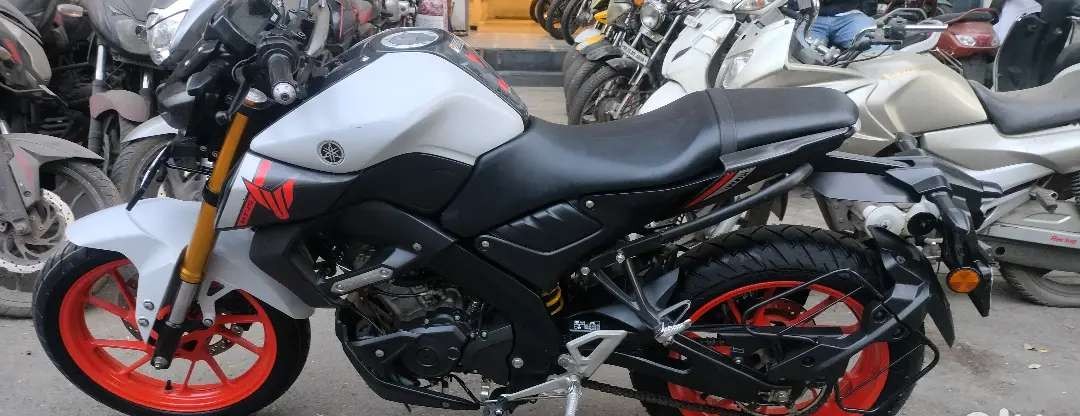 yamaha mt 15 (2023)