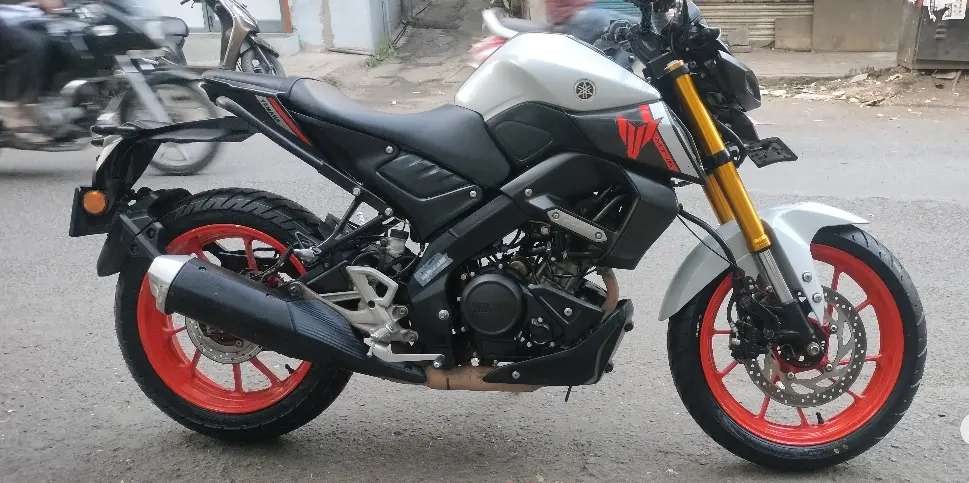 yamaha mt 15 (2023)