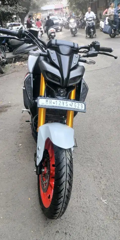 yamaha mt 15 (2023)