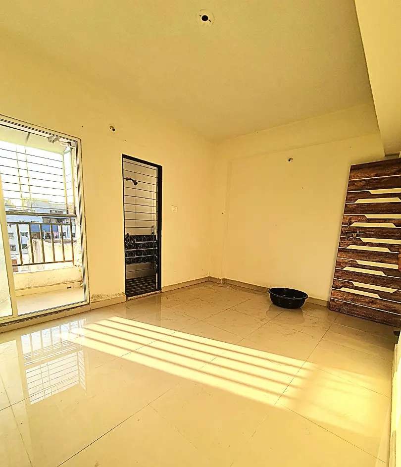 2 BHK - 2 Bathroom - 855 sqft Owner Flat 2 BHK , Luxury _ Semi Furnished