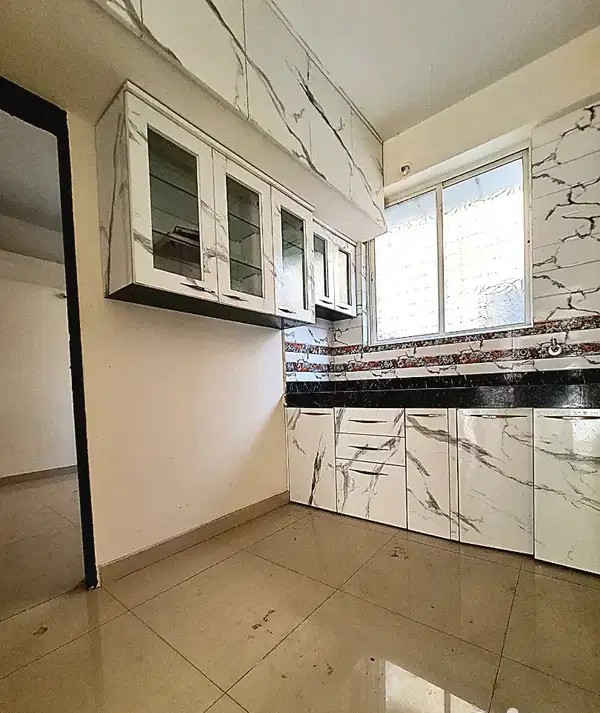2 BHK - 2 Bathroom - 855 sqft Owner Flat 2 BHK , Luxury _ Semi Furnished