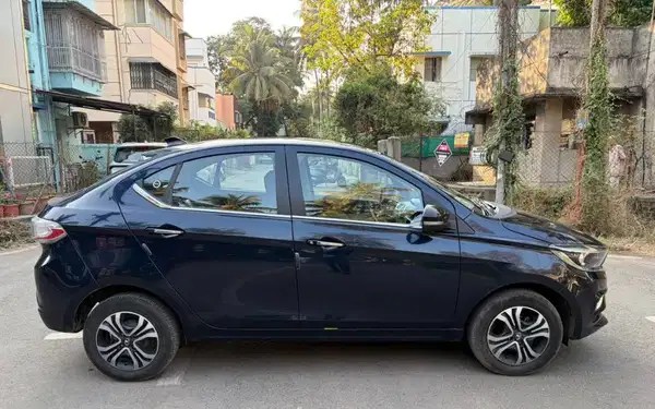 tata tiago (2023)