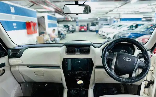 mahindra scorpio (2015)