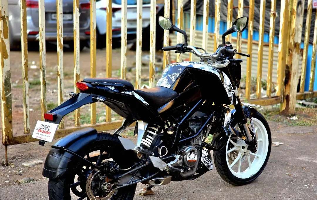ktm duke 200 (2017)