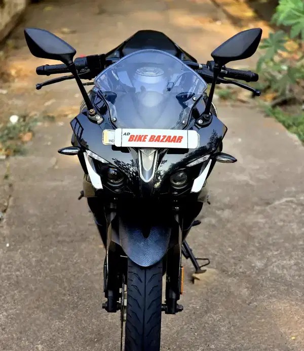  bajaj pulsar rs 200 (2021)