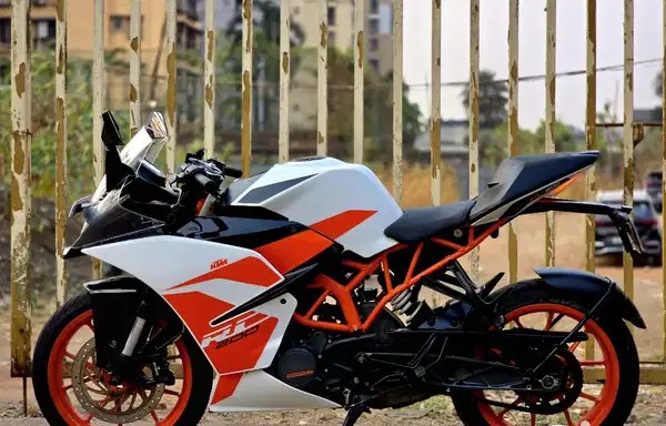 ktm rc 200 (2019)