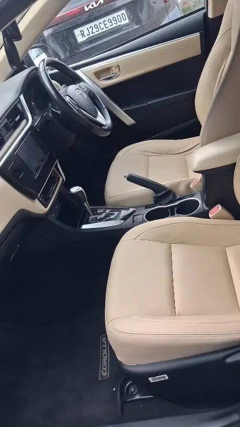 toyota corolla altis (2018)