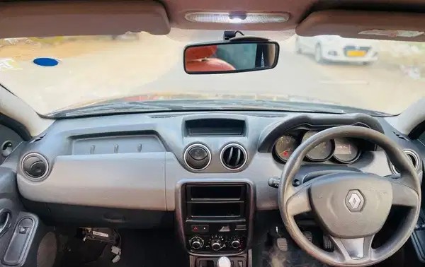 renault duster (2015)