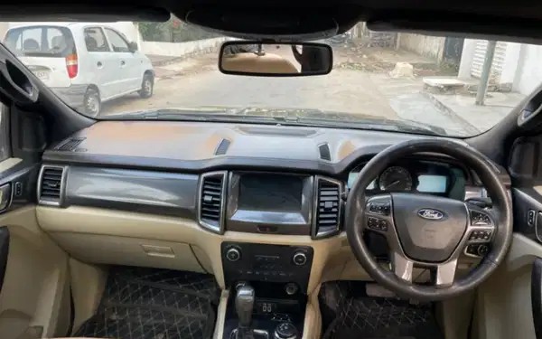 ford endeavour (2017)