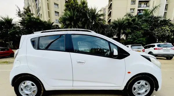 chevrolet beat (2012)