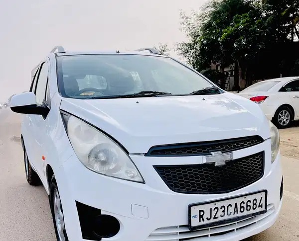 chevrolet beat (2012)