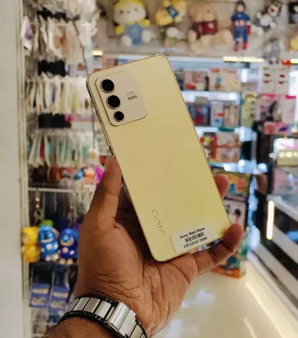 VIVO V23 5G 12/256GB - PRISTINE CONDITION MOBILE WITH BILL.