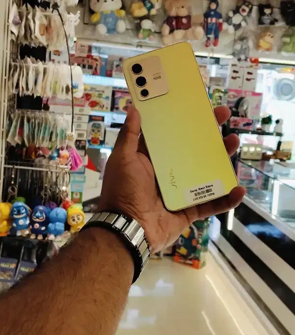VIVO V23 5G 12/256GB - PRISTINE CONDITION MOBILE WITH BILL.